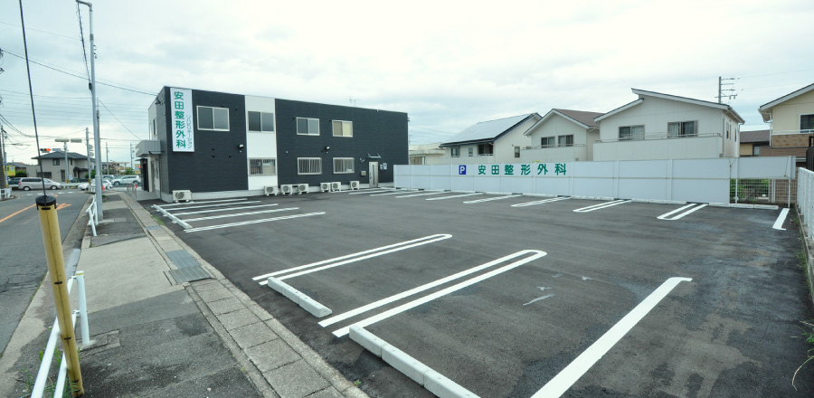 第二駐車場(14台) 写真